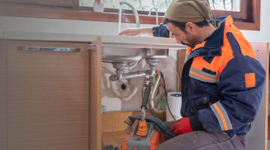 Local water heater installation in Winfield, IA